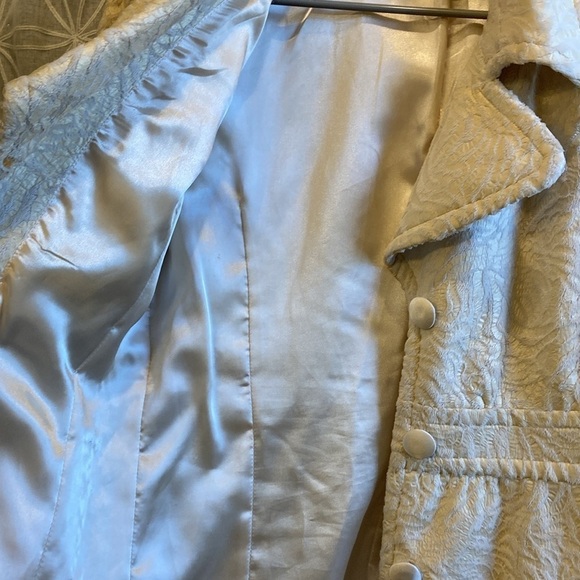 WHBM Mid Length Coat - Picture 8 of 10